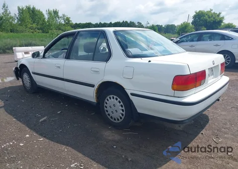 1992 Honda Accord Lx z USA, uszkodzony, nr VIN 1HGCB765XNA045324
